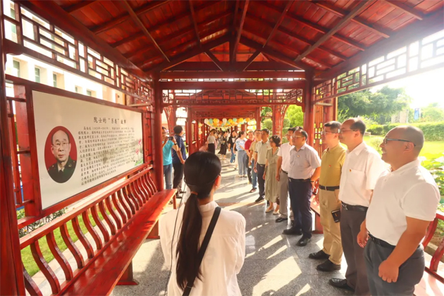 黨工融合謀發(fā)展，廉潔自律樹(shù)清風(fēng)