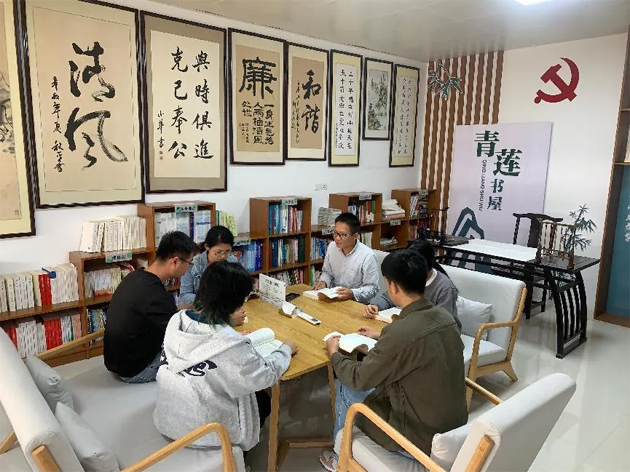 藤縣氣象局積極打造職工書屋，深化書香機關建設